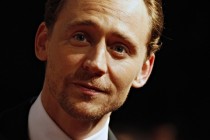 The King of Soho | Tom Hiddleston pode viver magnata da indústria pornográfica Paul Raymond na adaptação