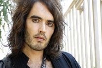 Pierre Pierre | Russell Brand pode substituir Jim Carrey na comédia
