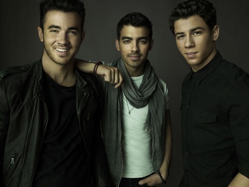 Jonas-Brothers-TOUR-BRASIL-PROMO-FACEBOOK-POST
