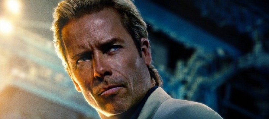 Homem de Ferro 3 | Guy Pearce como vilão Aldrich Killian no pôster inédito para o filme