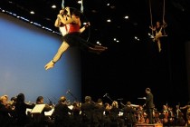 Auditório Ibirapuera recebe concerto do Jazz Sinfônica com participação de César Camargo Mariano e Diogo Poças
