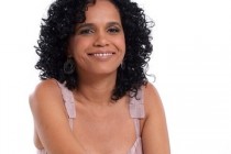 Teresa Cristina canta Paulinho da Viola no Theatro NET Rio