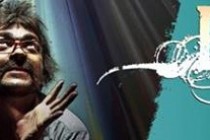 Estreia nacional de Eduardo Sterblitch com seu novo espetáculo, “Poderoso Castiga & Banda”, será em Paulínia