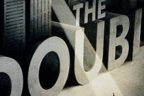 Veja o novo PÔSTER oficial de THE DOUBLE, thriller com Mia Wasikowska e Jesse Eisenberg