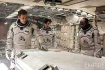 Matthew McConaughey, Anne Hathaway e Christopher Nolan em IMAGENS inéditas do sci-fi INTERESTELAR