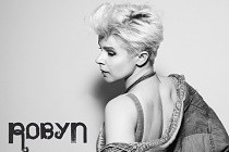 Sensação do pop sueco, a cantora Robyn vem pela primeira vez ao Brasil como convidada especial de Katy