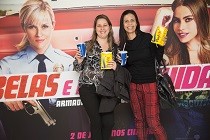 Policiais femininas acompanham pré-estreia exclusiva de BELAS E PERSEGUIDAS em SP