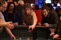 Ben Mendelsohn e Ryan Reynolds são jogadores de poker no TRAILER de MISSISSIPPI GRIND