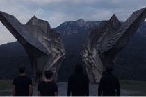 Fresno lança clipe gravado em monumento na Bósnia