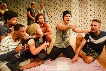 “Anjos do Calçadão”, novo espetáculo da Companhia Abraço da Paz, estreia na Zona Sul