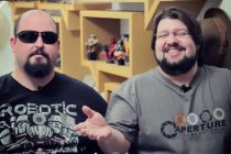 Jovem Nerd e Azaghal fazem a revanche no estande da Hasbro na Comic Con Experience