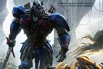 Optimus Prime e Bumblebee lutam em novo pôster de “Transformers: O Último Cavaleiro”